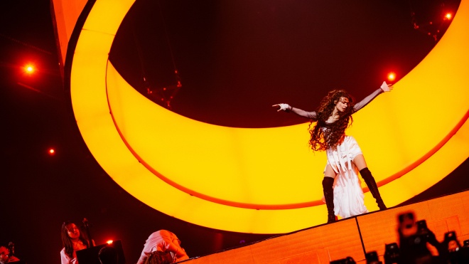 Jerry Heil пройшла шлях від домашніх ютуб-каверів до аншлагу в столичному Палаці спорту. Далі велика міжнародна кар’єра — пояснює музичний оглядач Ігор Панасов