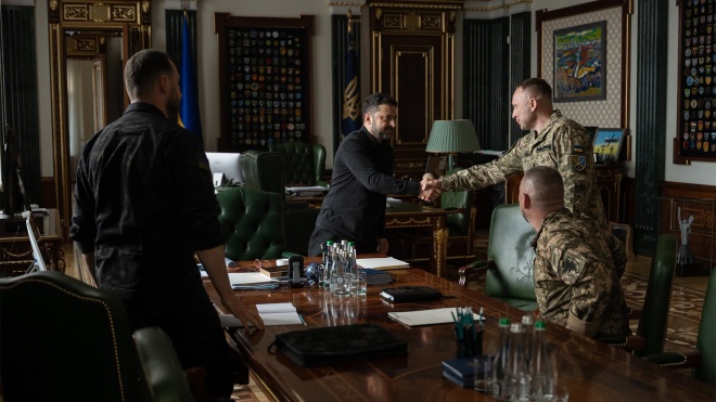 Генерал-майор Михайло Драпатий приймає командування армією. Великий профайл головнокомандувача ЗСУ, який представляє нове покоління українських офіцерів