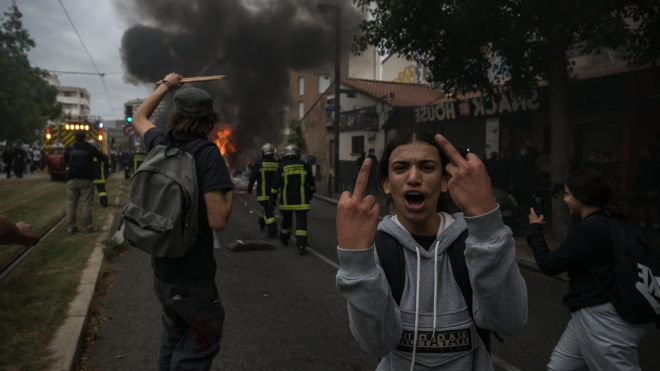 У Франції протест школярів переріс у масові заворушення. Політики обертають їхній протест на репетицію президентських виборів. Чи є шанси перемогти у тих, хто хоче обмежити допомогу Україні?