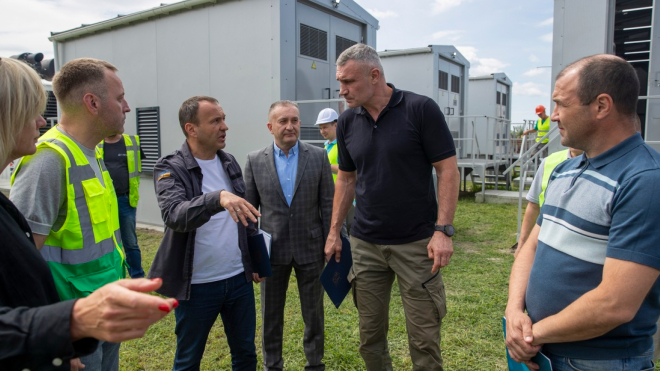 У Києві буде вода взимку? А каналізація? Хто винен у перебоях, Кличко чи Зеленський? — максимально детальний розбір «Бабеля» (спойлер: винна Росія, але обидва теж доклалися)
