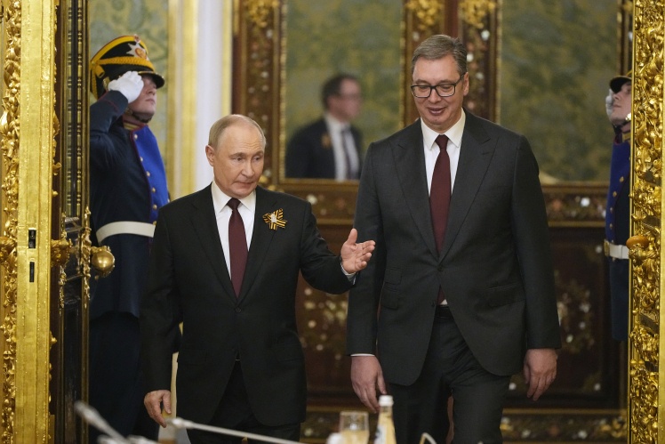 Володимир Путін приймає Александара Вучича в Кремлі, 9 травня 2025 року.
