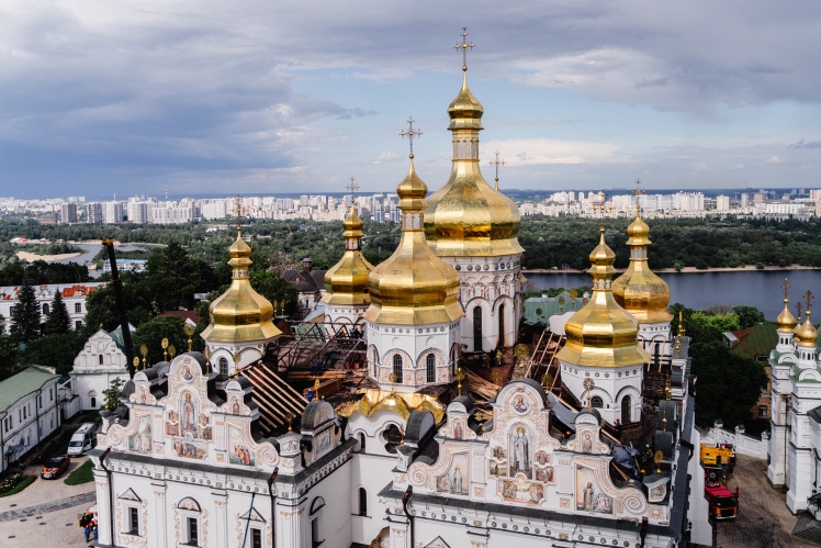 Згоріло 80 відсотків покрівлі, її ремонтуватимуть два роки.