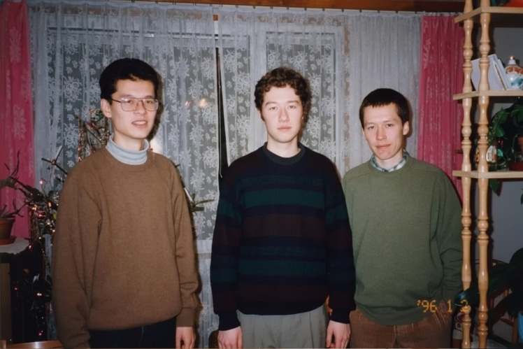 Брати Окамура.