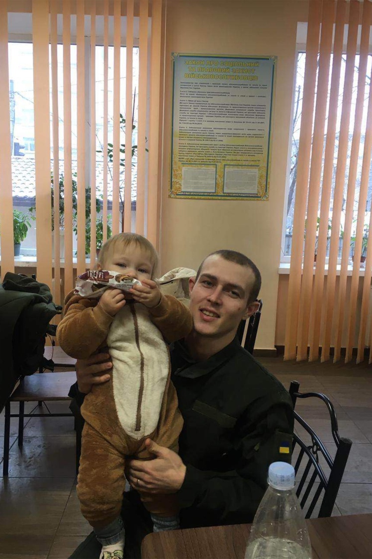 Останнє спільне фото Вадима Бондаренка з дочкою Поліною. Вони бачилися в січні 2023 року.