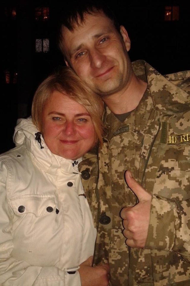 Катерина Яресько передала інструменти військовим, 16 квітня 2015 року.