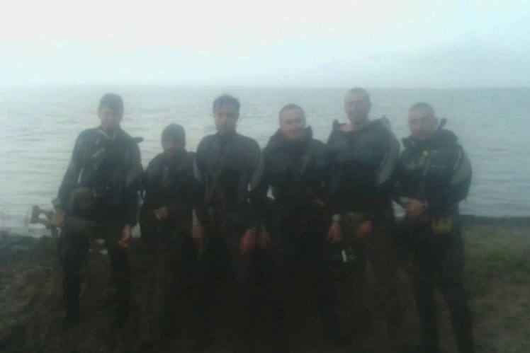 Перед операцією група довго тренувалась.