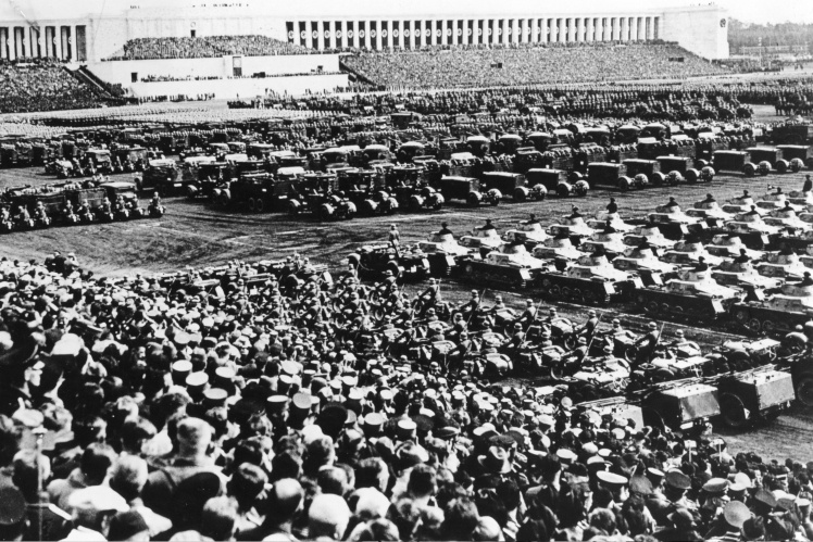 Військовий парад у Німеччині, 1936 рік.