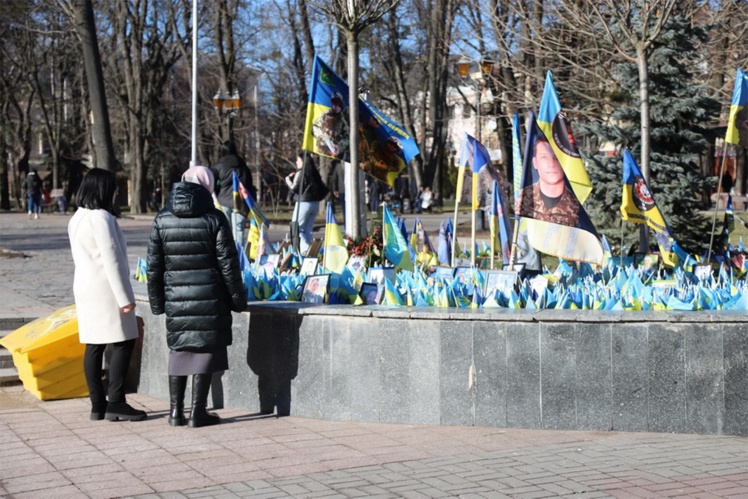 There are two national memorials in Vinnytsia. This one is on European Square.