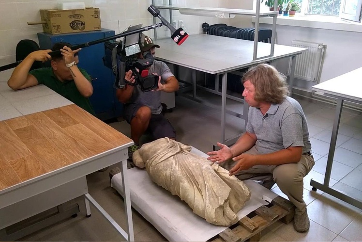 Таких статуй у городищі раніше не знаходили, її виготовили в II ст. н. е.