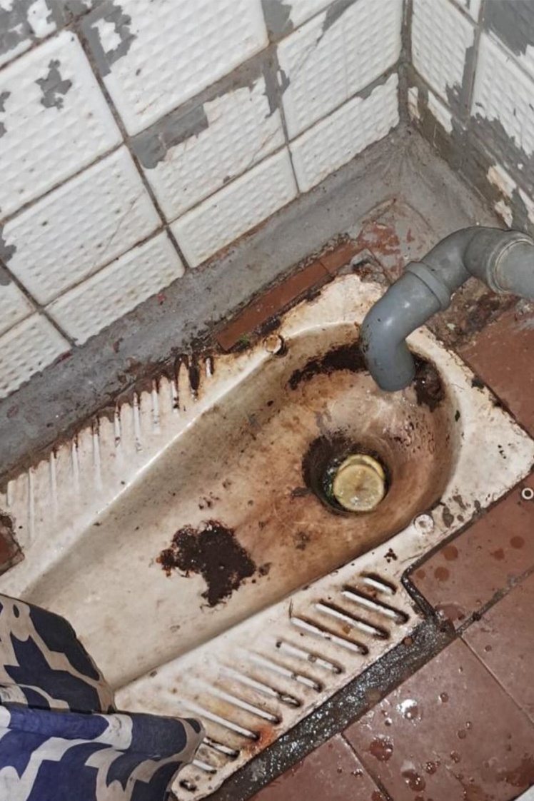 Камера в Лукʼянівському СІЗО, у якій Руслан Магамедрасулов провів майже пʼять місяців.