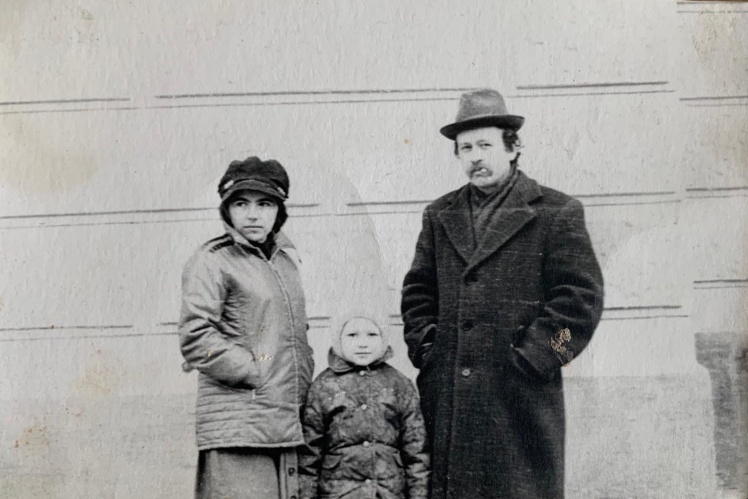 Брюховецькі з донькою Оксаною, друга половина 1970-х.