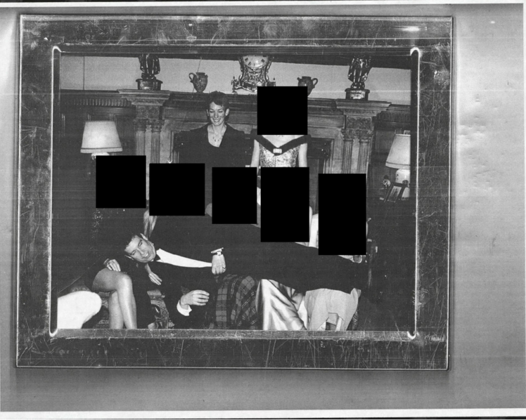 Колишній британський принц Ендрю і Гіслейн Максвелл.