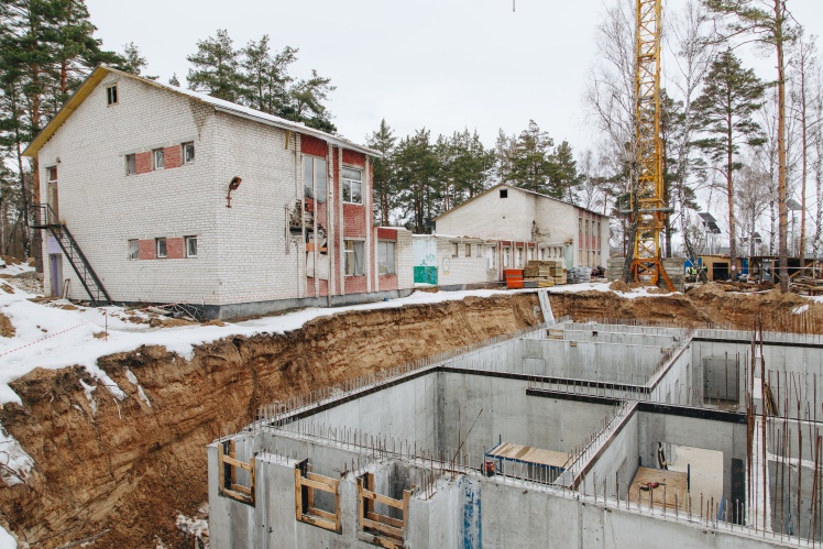 A shelter is also being built near the future museum. There will be two such bomb shelters in the village.