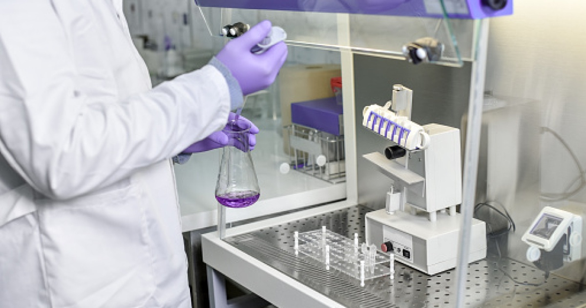 Лаборант (пцр, ифа). Лаборатория сделать тест. Ифа в пищевой промышленности. Лаборатория сделать тест. Пробирка самара лаборатория.