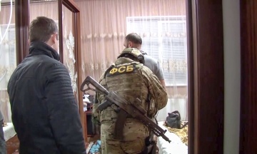 Крымских татар, которых обвинили в причастности к «Хизб ут-Тахрир», избивали во время задержания