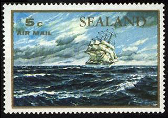 <p>У Княжества Силенд есть свои почтовые марки. Непризнанное государство выпускает их с 1969 года.</p>