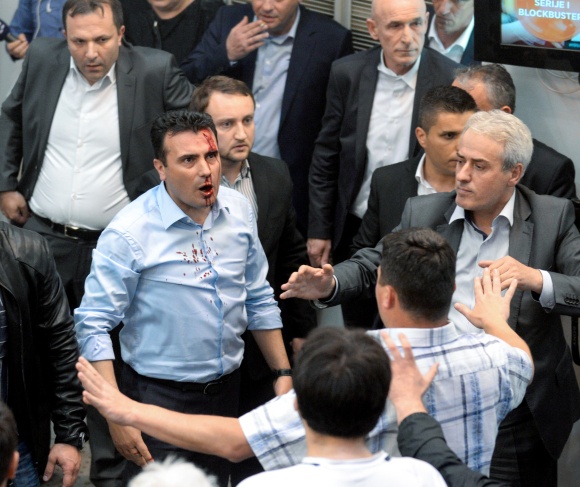 Потасовка в парламенте Северной Македонии
