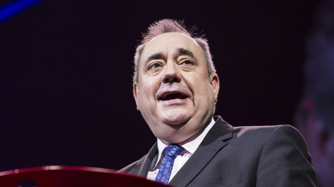 Бывший первый министр Шотландии Алекс Салмонд арестован из-за подозрений в домогательствах