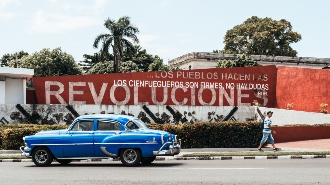 Кубинцам открыли доступ к Twitter. Однако они не будут видеть актуальные тренды