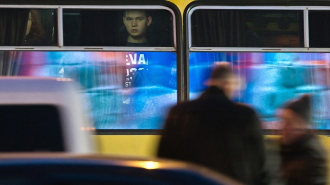 В Киеве заблокировано движение общественного транспорта из-за протеста водителей авто на еврономерах