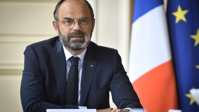Прем’єр-міністр Франції подав у відставку. Перед тим він переміг на виборах мера одного з міст