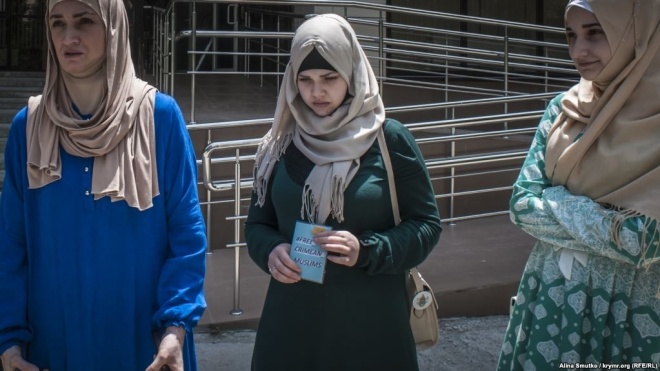 В Крыму закрыли уголовное дело против дочери политзаключенного по делу «Хизб ут-Тахрир» Гульсум Алиевой