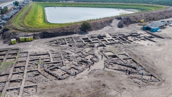 При раскопках в Израиле обнаружили древнее поселение бронзового века