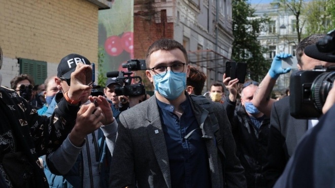 Юристы и нардепы попросили перевести Стерненко в Киевское СИЗО — опасаются за его безопасность