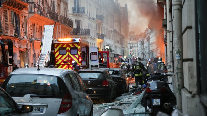 Вибух у центрі Парижа: загинули двоє пожежників
