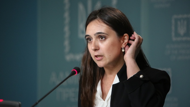 Допрос пресс-секретаря Зеленского: ГПУ обвинила Офис президента в попытках уклониться от объяснения слов Мендель об обстрелах на Донбассе