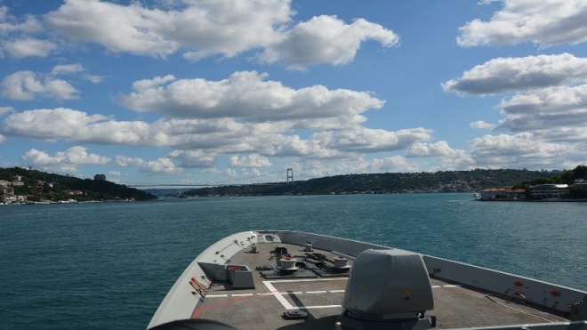 Корабли НАТО вошли в Черное море для проведения военных учений