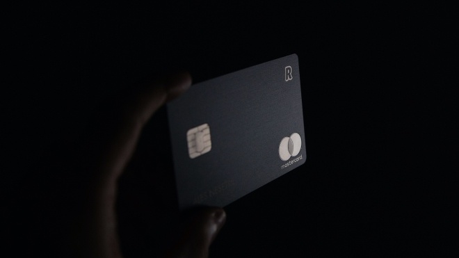 НБУ договорился с VISA и MasterCard о снижении комиссий карточек. Коммерческие банки уже недовольны