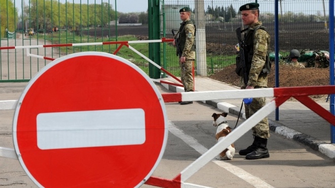 Украина возобновляет работу пешеходных пунктов пропуска в Беларуси и России