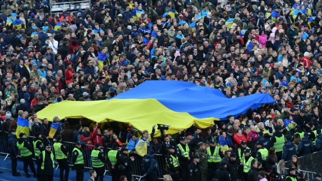Опрос: Более половины украинцев считают, что страна движется в неправильном направлении
