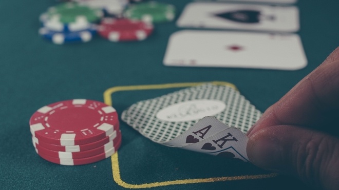 «Слідство.Інфо»: Помещение в Доме профсоюзов сдали под покерный клуб с признаками подпольного казино