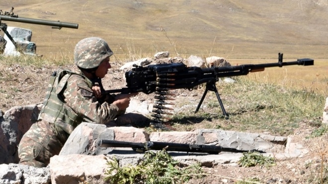 Бої в Нагірному Карабаху: невизнана республіка втратила вже понад 700 військових