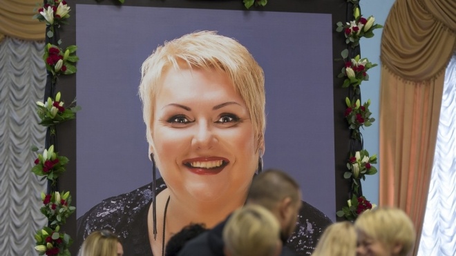 Мошенники наживаются на смерти актрисы «Дизель Шоу» Марины Поплавской