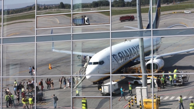 Ryanair запускает два новых рейса из Одессы в Грецию и Испанию