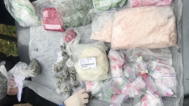 Ліквідація наркосиндикату: ватажком виявився львівський депутат Феденишин, наркотики продавали через магазин «Escobar 24/7»