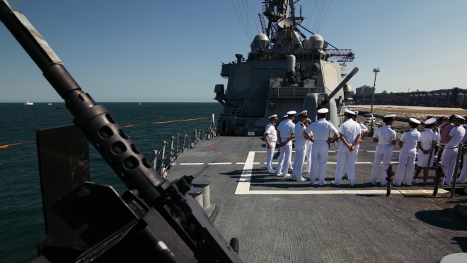Американський есмінець Carney зайшов до Одеського порту на час навчань НАТО.  Ось як він виглядає зсередини (загрозливо та спокусливо)