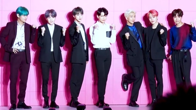 Южнокорейская группа BTS попала в Книгу рекордов Гиннесса за самый массовый онлайн-концерт