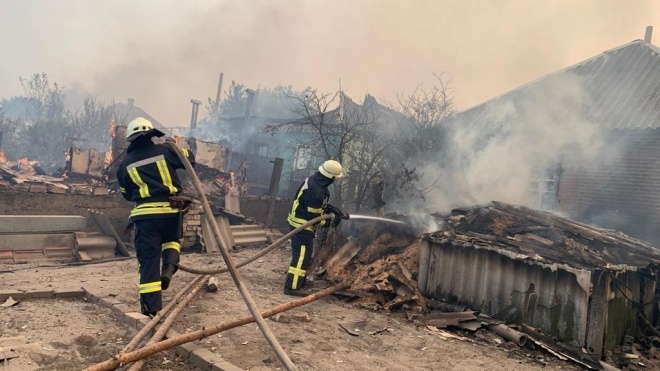 Пожар в Луганской области: погибших уже пятеро, в облгосадминистрации допускают поджог