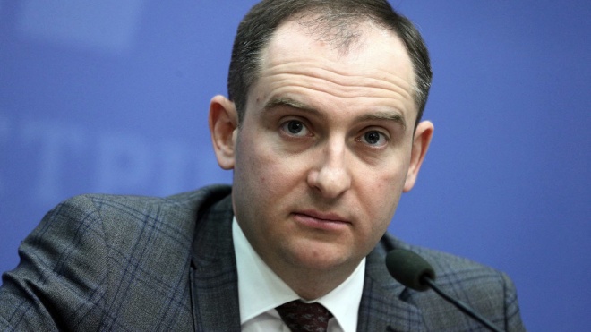 Экс-глава налоговой службы Верланов сообщил об обысках в квартире