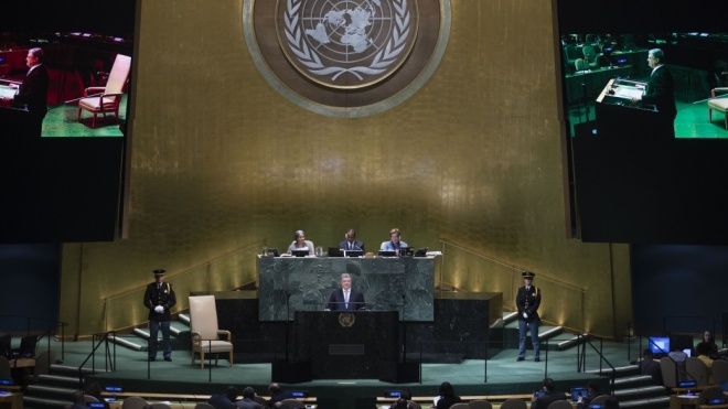 Порошенко виступив на Генасамблеї ООН. Розповів про загибель українського солдата і закликав реформувати Раду Безпеки ООН