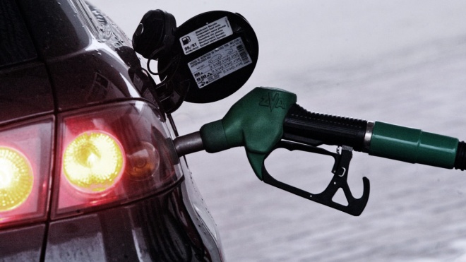 Кабмин обязал АЗС заранее сообщать о повышении цен на самые популярные марки бензина и дизтопливо