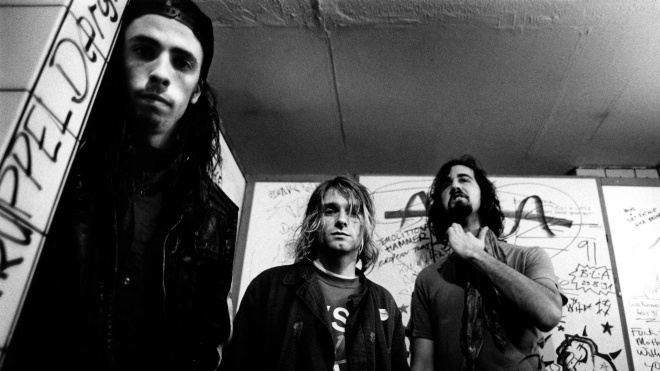 Американец с обложки альбома Nevermind группы Nirvana спустя 30 лет подал в суд на коллектив из-за «детской порнографии»