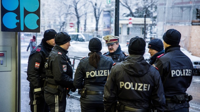 Руководителя антитеррористической разведки Австрии отстранили из-за небрежности, которая привела к жертвам