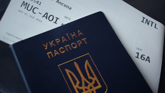 Кабмин запретил украинцам выезжать в Беларусь по внутреннему паспорту