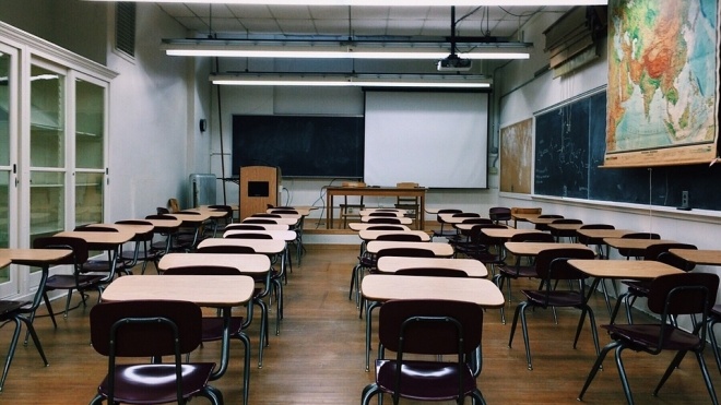 В школах Херсона объявили вынужденные каникулы из-за отсутствия отопления