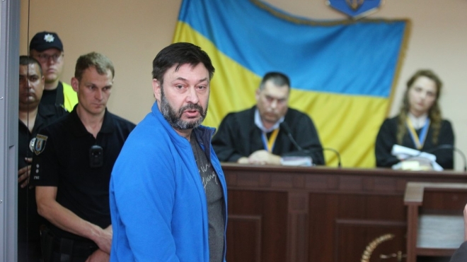Суд залишив під вартою головного редактора «РИА Новости-Украина» Вишинського до 19 вересня